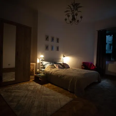 Concierge Miedziana Varsovia